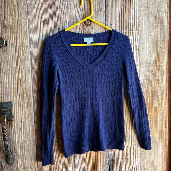 Loft Rabbit Fur Blend Cabled V-Neck Navy Pullover S - Picture 1 of 4